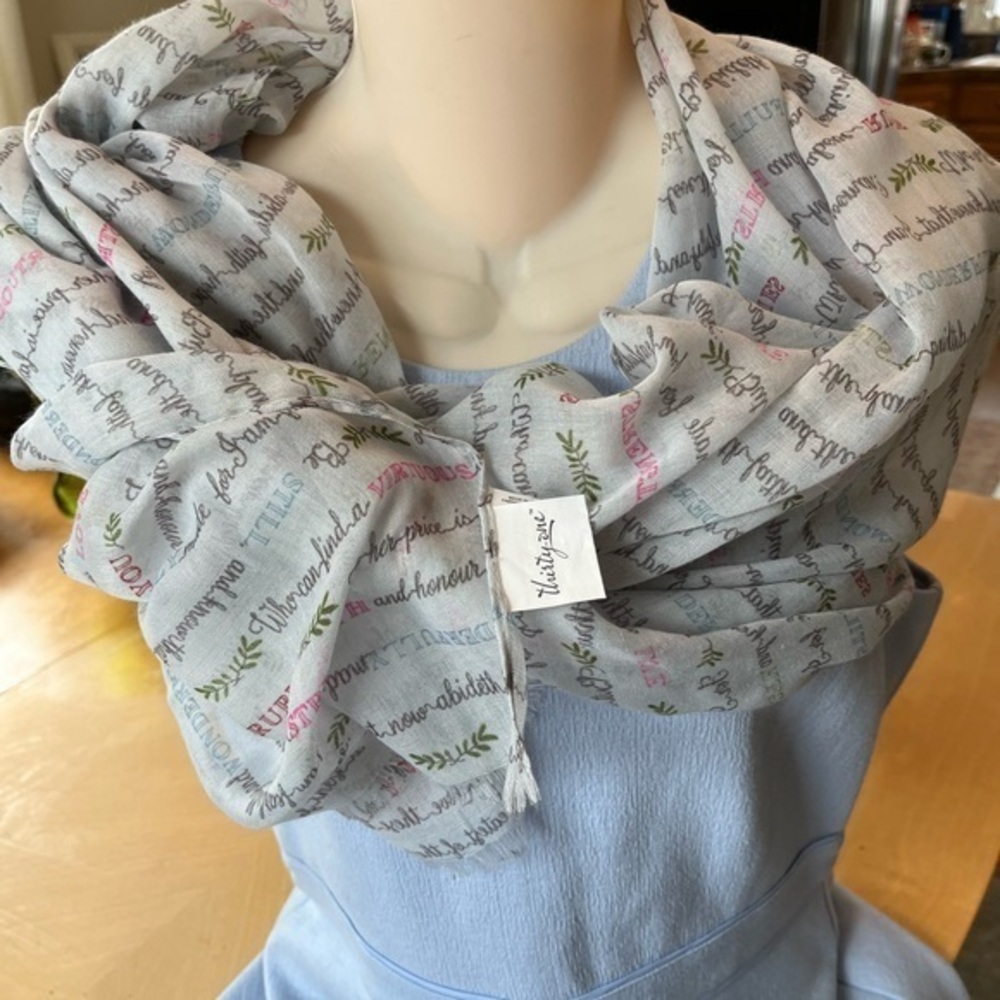 Thirty-One Virtuous Verses Pale Grey Oblong Scarf